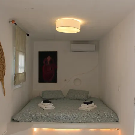 Гостевой дом Vougli View Mykonos Drafaki